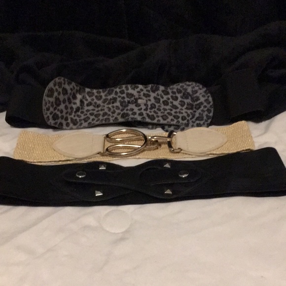 Lot of 3 black, cream and animal print vintage stretch belts - Picture 1 of 7